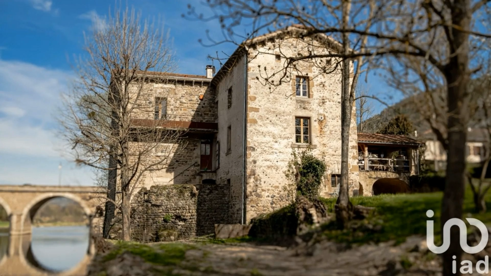 Annonce: Moulin historique à vendre thumbnail